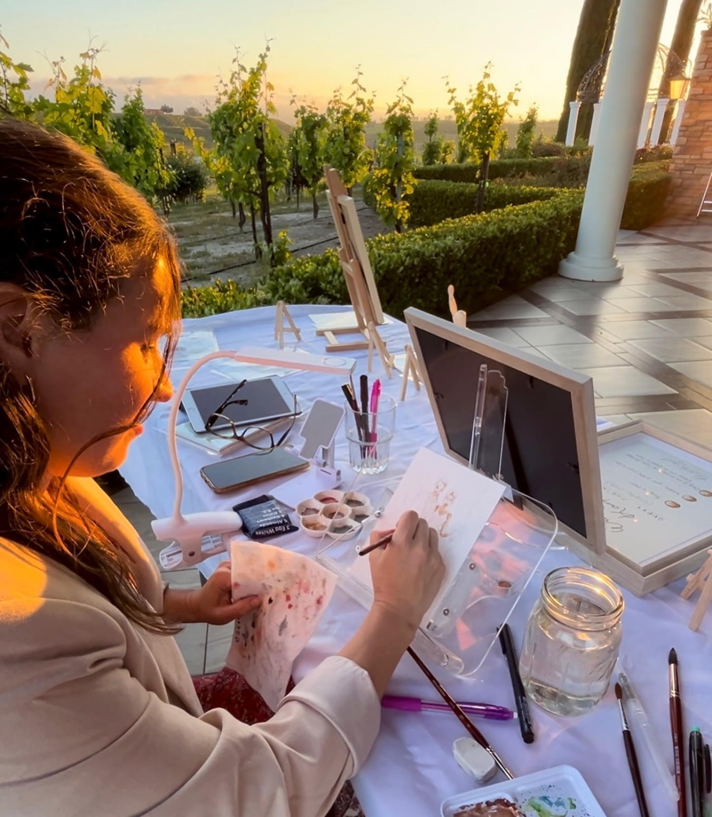 Artist painting water color portait at Avensole Winery in Temecula, California